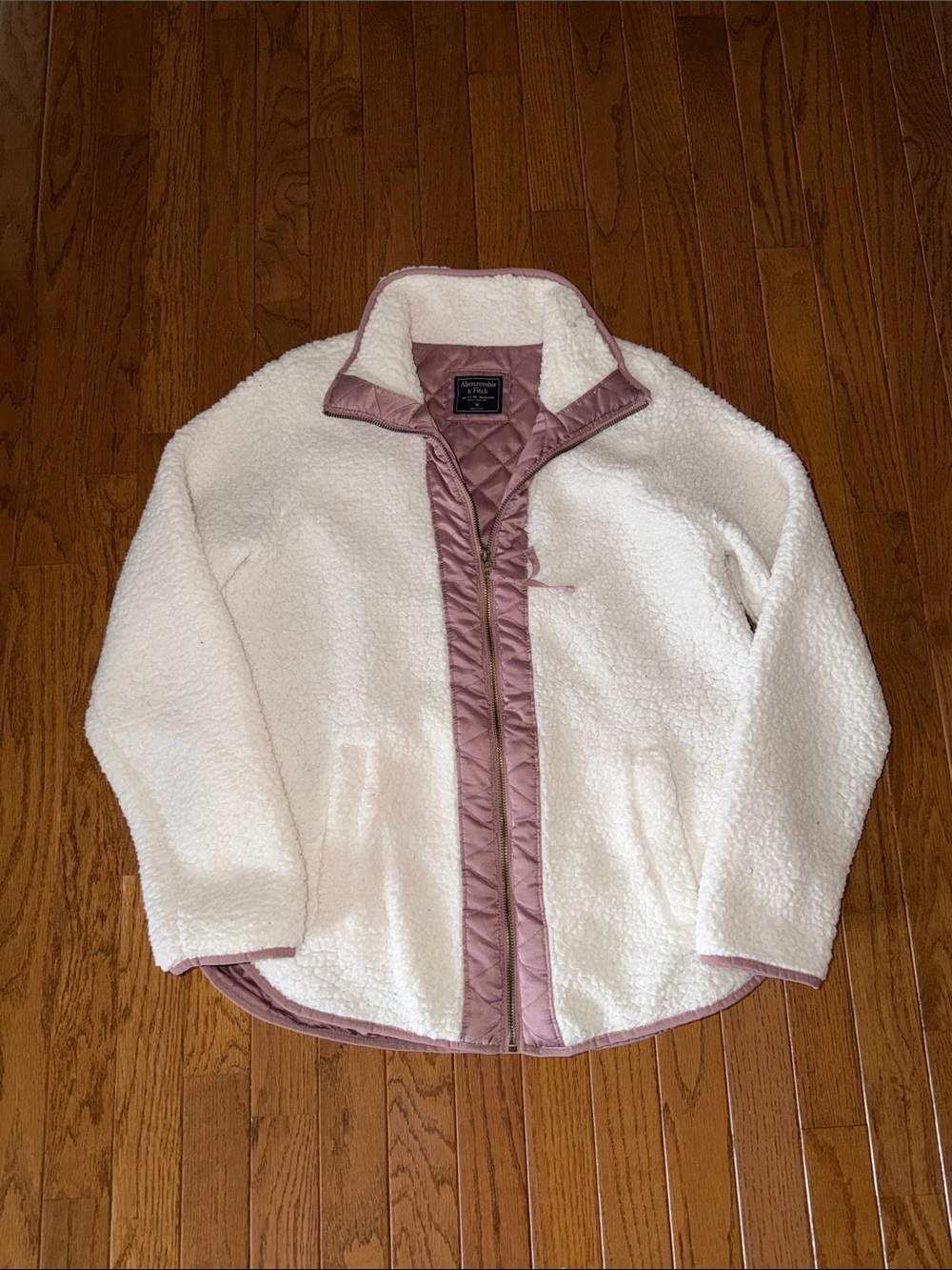 Abercrombie & Fitch Ivory Sherpa Jacket with Dusty Rose Quilted Lining